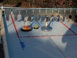 Eisstockbahn jetzt auch mit Lattl-Gestell  das ORIGINAL aus dem ZDF-Fernsehgarten vom 28.09.2025/ Eisstockschießen / Curling Bahn