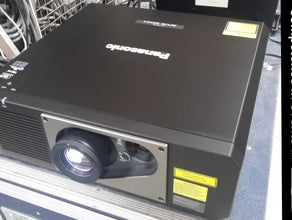 Panasonic PT-RZ570