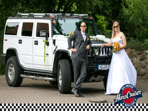 Hummer H2 in weiß - das ganz besondere Hochzeitsfahrzeug