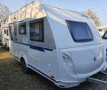 Knaus 400LK Sport Silver Selection, Wohnwagen 4 Personen mit Sonnensegel, Familien-Caravan, Dachklima, Hund