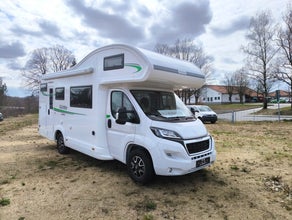 Wohnmobil Forster A699VB / 7 Gurtplätze/ bis zu 7 Schlafplätze/ Führerschein Klasse B