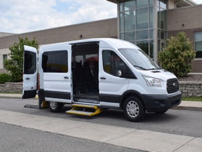 Ford KMP ( Behindertentransport-Fahrzeug)