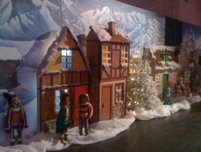 Märchenhafte Weihnachtsstadt, Weihnachten, Schnee, Haus, Hauskulisse Hausfassade