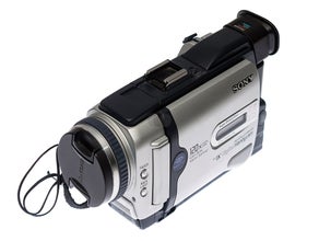 Sony DCR-TRV30E - Digital Handycam MiniDV