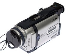 Sony DCR-TRV30E - Digital Handycam MiniDV
