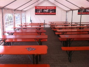 Komplettes Partyset  Zelt 5x10 Meter inkl. 12 Biertischgarnituren
