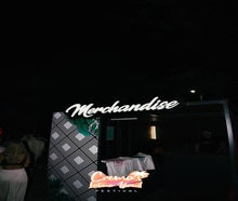 Verkaufsstand Mobil  // MERCHANDISE