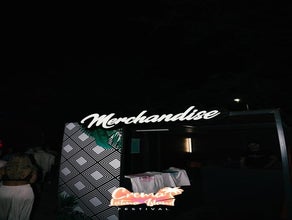 Verkaufsstand Mobil  // MERCHANDISE