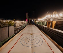 Eisstock Bahn / Curlingbahn / Mobile Eisbahn / Eiscurling / Kunsteibahn mieten in Hamburg und Schleswig-Holstein oder bundesweit
