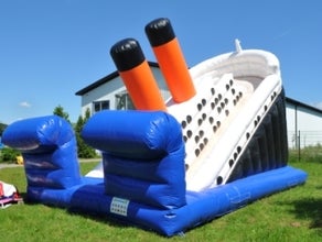 Hüpfburg - Riesenrutsche "Titanic" mieten
