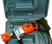 Kernbohrgerät bis Ø 82 / 90 mm und für Dosensenker, handgeführt, trocken