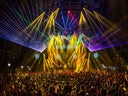 Lasershow mit 7 Full RGB Projektoren und Live Operator - Galerie - Bild 1