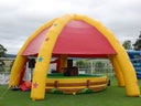 Eventdome Rot Gelb / Aufblasbares Zelt / Airdome