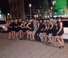Stretchlimousine Lincoln Tow Car mit Chauffeur für 8 Personen