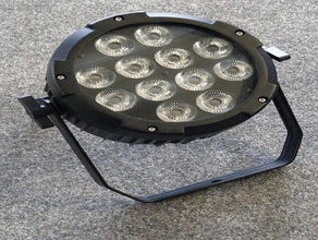 Outdoor Akku LED Scheinwerfer 12 x 18 Watt RGBWA, mieten