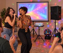 Karaoke Paket mieten 229 €: Beamer, Leinwand, Lautsprecher und zwei Funkmikrofone ✓ kautionsfrei