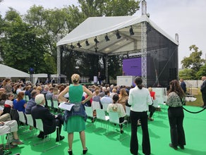 Bühne 12m x 10m, Open Air Stage, Groundsupport, Prolyte