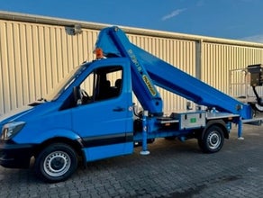 Arbeitsbühne Hubsteiger Hebebühne Mieten Leihen 3,5t 22m