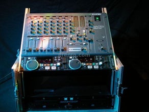 Keyrack II - Mischpult Ecler MAC 70I und Denon DN 2100 F Doppel CD Player