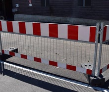Schrankenzaun, Absperrgitter, Drängelgitter, Baugitter