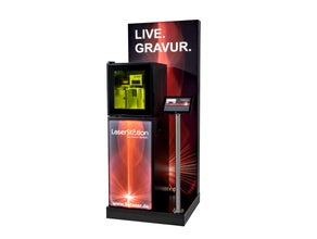 Mobile Graviermaschine | Live Lasergravur für Messe, Event oder Promotion. Personalisierte Give-Aways mit der LaserStation. Gravurlaser | Lasergraviermaschine | Mobiler Laser | Live Gravur