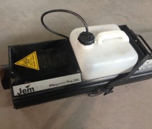 Martin / JEM Magnum 2000 Nebelmaschine