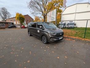 Ford Tourneo Custom Titanium, 8/9 Sitzer auch mit langem Radstand