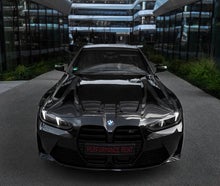 BMW M4 COMPETITION