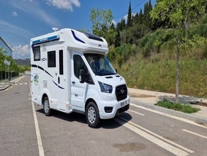 Klein für 4 Personen mit allem Komfort, nur der MC4 231