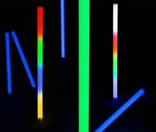 Akku LED RGB Tube 300° Abstarhlwinkel 100cmhoch / 5cm Durchmesser mit Fernbedienung, zum stellen und aufhängen