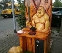 Armdrücken "Strong Man", Kraftautomat