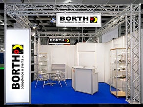 Traversensystem: 5 m x 5m, Höhe: 5 m