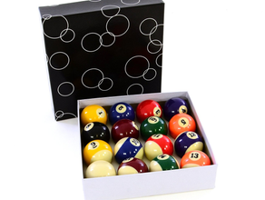 Billiardkugel im Karton mieten – Spiel, Sport & Teamevent