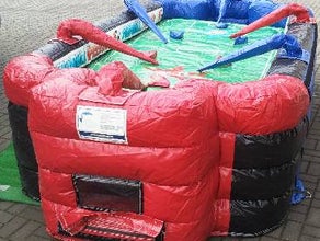 Tischkicker / Air-Fußball oder Bogenschiessen oder Milchkübelwerfen