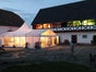 Partyzelt - Festzelt 6m x 15m weiß mit 50% Sprossenfenster - Galerie - Bild 2