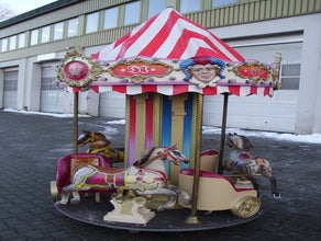 Nostalgie Kinderkarussell mit 6 Sitzplätzen