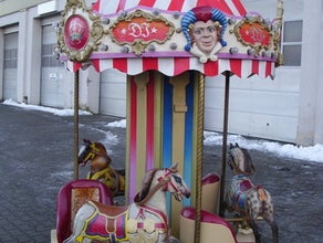Nostalgie Kinderkarussell mit 6 Sitzplätzen