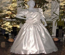 Hochzeitskleider Brautkleiderverleih Nicole K.