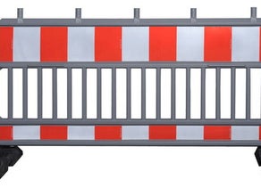 Absturzsicherung Verkehrsabsperrung Farbe grau