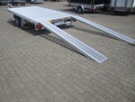 Universal Trailer 4x2 m 3,5 t mit Rampen und Winde. PKW Anhänger mieten