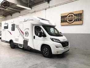 Teilintegriertes Wohnmobil mit 5 Schlafplätzen
