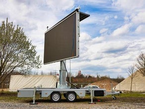 LED Trailer 11,25m² 4,5m X 2,5m, EM, WM, Event