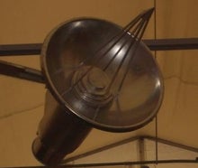 Satellit zum Aufhängen