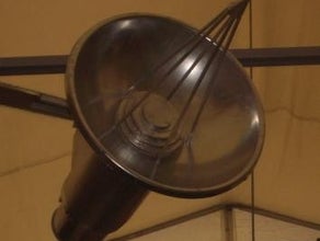 Satellit zum Aufhängen