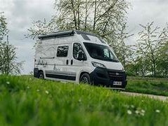 Bürstner "Campeo" mit 5,40m Länge mit Solar, 4 Schlafplätzen und Aufstelldach!