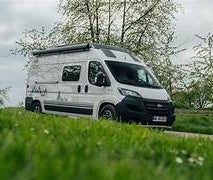 Bürstner "Campeo" mit 5,40m Länge mit Solar, 4 Schlafplätzen und Aufstelldach!