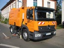 Kehrmaschine, LKW-Kehrmaschine Behältervolumen 5 m³, Mercedes-Benz 1117 - Galerie - Bild 1