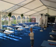 Partyzelt - Festzelt 8 m x 15 m inklusive Bestuhlung und Beleuchtung