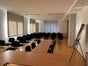 Modern ausgestatteter Seminar- / Schulungsraum bis 40 Personen mit 86" Touch-Display für Präsentationen und Videokonferenzen - Galerie - Bild 4