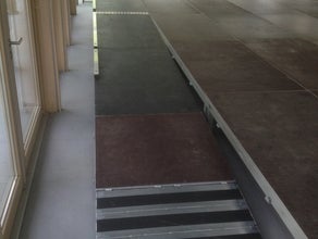 Bütec Rollstuhlrampe auf 0,4m mit einer Breite von 1m nach DIN 18040-1 Rampen max. 6% Steigung